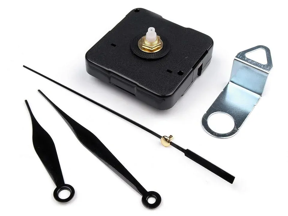 Dřevěné hodiny 24 cm - Nejlepší strávený čas je na rybách