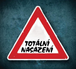 Totální nasazení - Zbytečná kapela.cz CD